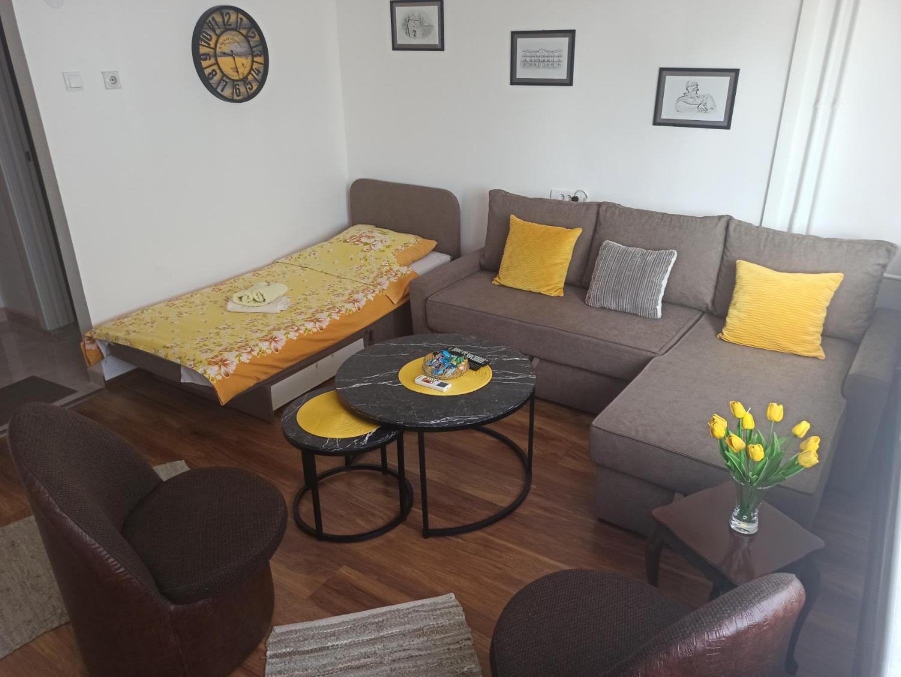 Apartman Lasta Διαμέρισμα Μπάνια Λούκα Εξωτερικό φωτογραφία